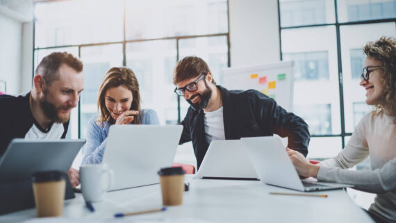 Como o processo de integração pode motivar os novos colaboradores