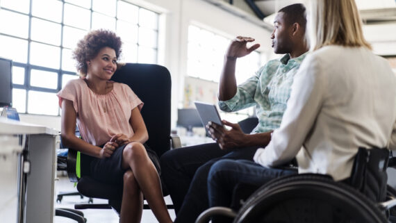 Como funciona e qual a importância da contratação de PCD?