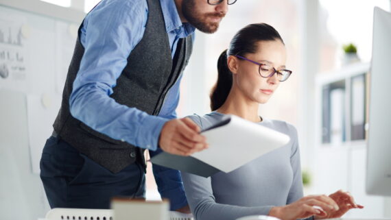 Controle de jornada de trabalho seguro e eficiente: veja como fazer