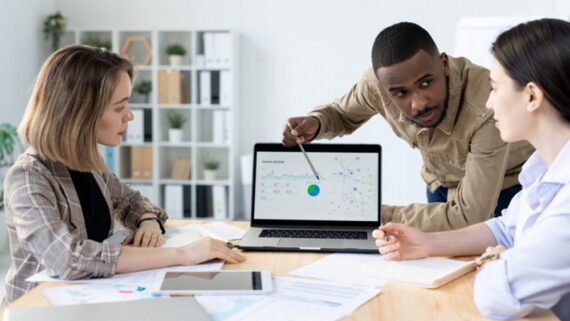 Aplicações do CRM na Gestão de Equipes