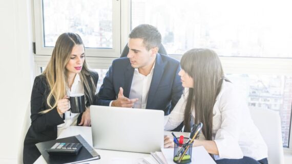 Redução da jornada de trabalho: saiba como calcular de forma correta