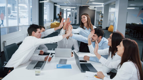 Cultura colaborativa: o que é e como implantar na sua empresa