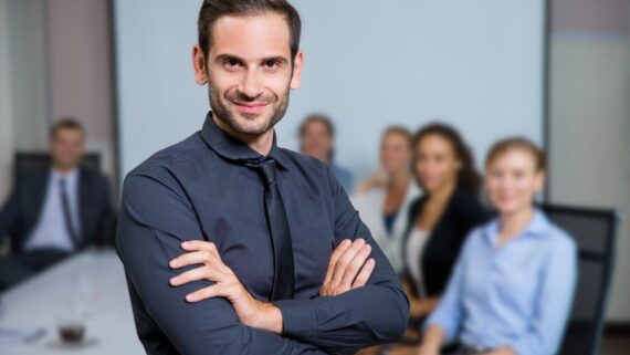 10 mitos sobre liderança que podem prejudicar seu negócio