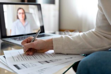 Entrevista online: Lista de verificação essencial que o RH deve seguir